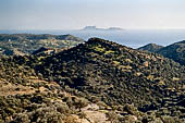 Creta - il paesaggio montuoso dell'interno della costa meridionale della provincia di Retimo. 